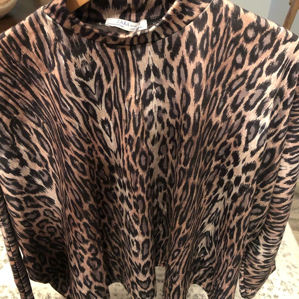 Zara leopard print top. Kimono top.